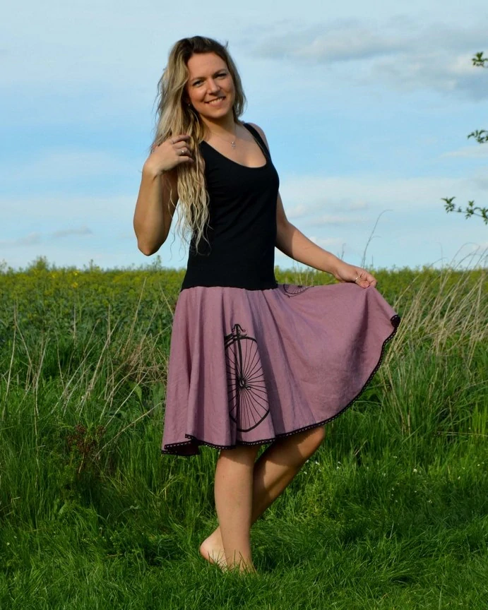 Tílkové šaty- kolo